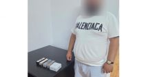Stire din Eveniment : Jandarmii au prins un vânzător ce comercializa parfumuri contrafăcute, în stațiunea Neptun