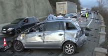 Stire din Eveniment : Șofer beat, la un pas să-și ucidă copiii într-un accident