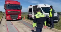Stire din Eveniment : Controale rutiere pe Autostrada Soarelui. Conducătorii auto sunt opriți de autorități