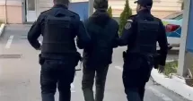 Stire din Eveniment : Bătaie într-o curte din comuna Cobadin! Un bărbat a fost reținut