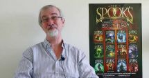 Stire din Actualitate : Scriitorul britanic Joseph Delaney, cunoscut pentru seria „Cronicile Wardstone”, a murit la 77 de ani
