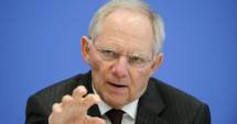 Stire din Actualitate : "Doar grecii pot decide dacă vor păstra sau nu moneda euro"