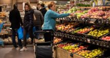 Stire din Economie : Strategie comercială înainte de scumpiri: „Cumpără acum până nu se scumpeşte tot”
