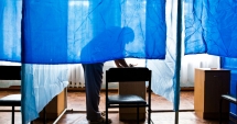 Stire din Eveniment : Secții de votare, amendate  de pompieri