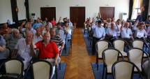 Stire din Politică-Administrație : Consilierii județeni, convocați la ședință