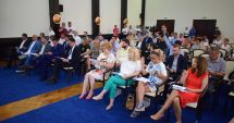 Stire din Politică-Administrație : Consilierii se reunesc în ședință. Câți bani vor primi cluburile sportive de la bugetul Constanței