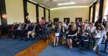 Stire din Politică-Administrație : Consilierii locali, convocați în ședință de primarul Decebal Făgădău