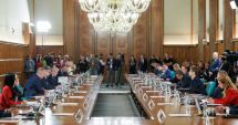 Stire din Sănătate : Fondul de asigurări sociale de sănătate, majorat cu 1,7 miliarde lei