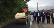 Stire din Economie : Șeful transporturilor românești a pornit în control prin țară