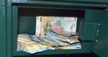 Stire din Eveniment : O femeie a furat seiful cu jumătate de milion de euro din casa părinților. Polițiștii au început cercetările