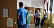 Stire din Cultură-Educație : Se încheie prima probă a Bacalaureatului 2016. Doi eliminați