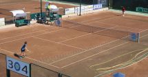 Stire din Sport : Se încinge zgura la Tenis Club Bright. Mâine, finalele