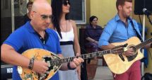 Stire din Social : Seniorii constănțeni, delectați cu un spectacol pe cinste