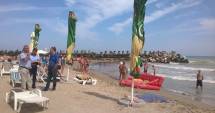 Stire din Eveniment : Bătrân înghițit  de mare.  Nepoata de 10 ani, salvată la timp