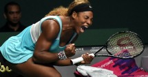 Stire din Sport : Tenis, Turneul Campioanelor / Serena Williams o învinge pe Wozniacki și se califică în finală