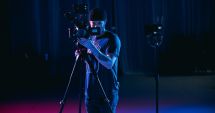 Stire din Anunțuri : De ce o agenție de marketing online trebuie să ofere și servicii de producție video în 2021?