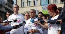 Stire din Politică-Administrație : Se strâng semnături pentru revenirea la două tururi la alegeri. "Vrem  ca în politică să intre oameni noi"