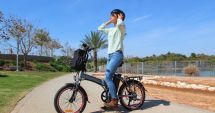 Stire din Eveniment : După șoferi, nici bicicliștii nu mai au voie cu telefonul. Ce zice noua lege