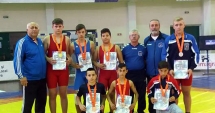 Stire din Sport : Și-au pus adversarii cu umerii pe saltea! Luptătorii constănțeni, campioni naționali