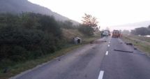 Stire din Eveniment : Tânăr de 23 de ani, fără permis de conducere, mort după ce s-a răsturnat cu mașina