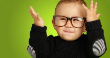 Stire din Fun : Și ce-a zis doctoru’,  vede bine?