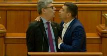 Stire din Politică-Administrație : Virgil Popescu, după ce a fost luat de gât de Simion la tribuna Parlamentului: ”Se uita amenințător în ochii mei”
