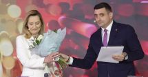 Stire din Politică-Administrație : George Simion a plecat de la dezbaterea prezidențială, în direct, după ce i-a dat un buchet de flori Elenei Lasconi