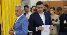 Stire din Politică-Administrație : Alegeri prezidenţiale 2025 / George Simion a mers să voteze însoțit de Călin Georgescu