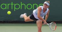 Stire din Sport : Simona Halep, calificată după trei seturi în turul al treilea la Indian Wells