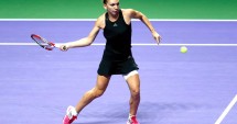 Stire din Sport : Simona Halep joacă, astăzi, cu Serena Williams, la Turneul Campioanelor