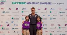 Stire din Sport : Simona Halep,  sfaturi pentru tinerele jucătoare