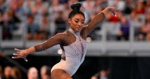 Stire din Sport : JO 2024. Gimnastică artistică. Încă o figură acrobatică urmează să poarte numele americancei Simone Biles