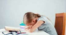 Stire din Cultură-Educație : Vacanțe peste vacanțe, iar la simulare nu reușesc să ia nici măcar 5-ul de trecere