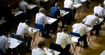 Stire din Cultură-Educație : Simularea Bacalaureatului: 38% promovabilitate la clasa a XII-a