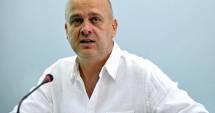 Stire din Economie : Sindicatele vor propune măsuri care "să stopeze jaful pe banul public" din industria de apărare