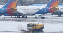 Stire din Actualitate : Haos în Marea Britanie din cauza zăpezii! Curse aeriene amânate, români blocaţi în aeroport