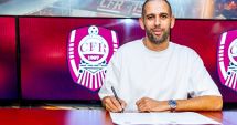 Stire din Sport : Super transfer pentru CFR Cluj. Atacantul Islam Slimani a venit în „Gruia”