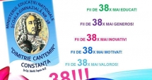 Stire din Cultură-Educație : Sloganul cu care sunt așteptați părinții la înscriere: "Fii 38!"