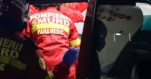 Stire din Eveniment : Un autoturism a intrat într-un copac la Coslugea. O victimă a ajuns la spital