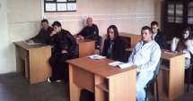 Stire din Social : Șomerii analfabeți  sunt trimiși la școală
