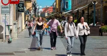 Stire din Politică-Administrație : Alegerile anticipate, tot mai aproape de agenda publică. Ce spun românii despre această variantă