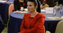 Stire din Sănătate : Sorina Pintea: Pensionarii cu venituri de până la 990 de lei vor beneficia de medicamente compensate cu 90%