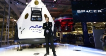 Stire din Tehnologie : Compania SpaceX intenționează să lanseze o capsulă fără oameni la bord spre Marte din 2018