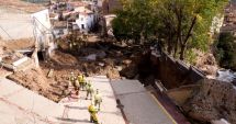 Stire din Eveniment : "A venit ca un tsunami", "Părea sfârşitul lumii". Mărturii cutremurătoare după inundaţiile din Valencia