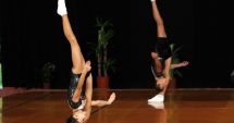 Stire din Sport : Spectacol oferit de aerobicii Farului, la Casa de Cultură