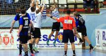 Stire din Sport : Spectacol dramatic! HCM a debutat cu o remiză în grupele Cupei EHF