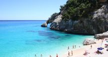 Stire din Actualitate : Vameşii italieni au descoperit în bagajele turiştilor peste 22 de kilograme de nisip