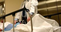 Stire din Eveniment : Adolescent curentat pe vagonul unui tren, transportat la spital cu arsuri grave