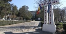 Stire din Eveniment : Un medic de la Spitalul din Medgidia a fost bătut de o femeie și fiicele ei. Cele trei agresoare au fost reținute