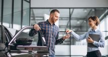 Stire din Social : Ai o mașină și vrei să o vinzi anul acesta? Iată ce acte trebuie să completezi